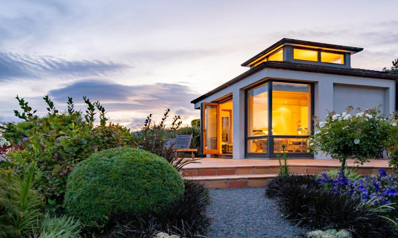 Lake Vista Lodge Taupo Exterior photo