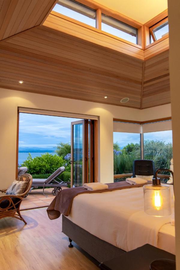 Lake Vista Lodge Taupo Exterior photo
